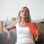 je suis menopausee depuis 4 ans et j ai des saignements 1